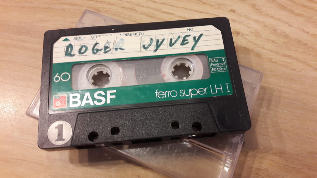  Mijn eerste archiefstuk over Roger Vyvey, de audiocassette waarop zijn getuigenis uit de jaren 80 bewaard wordt. 